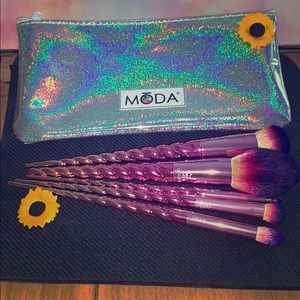 Moda unicorn brushes & make up Bag